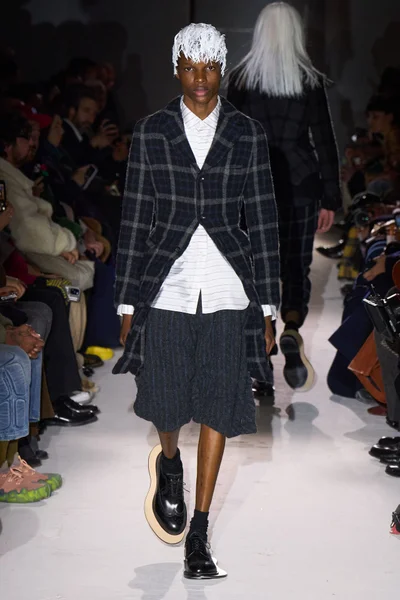 Look 23